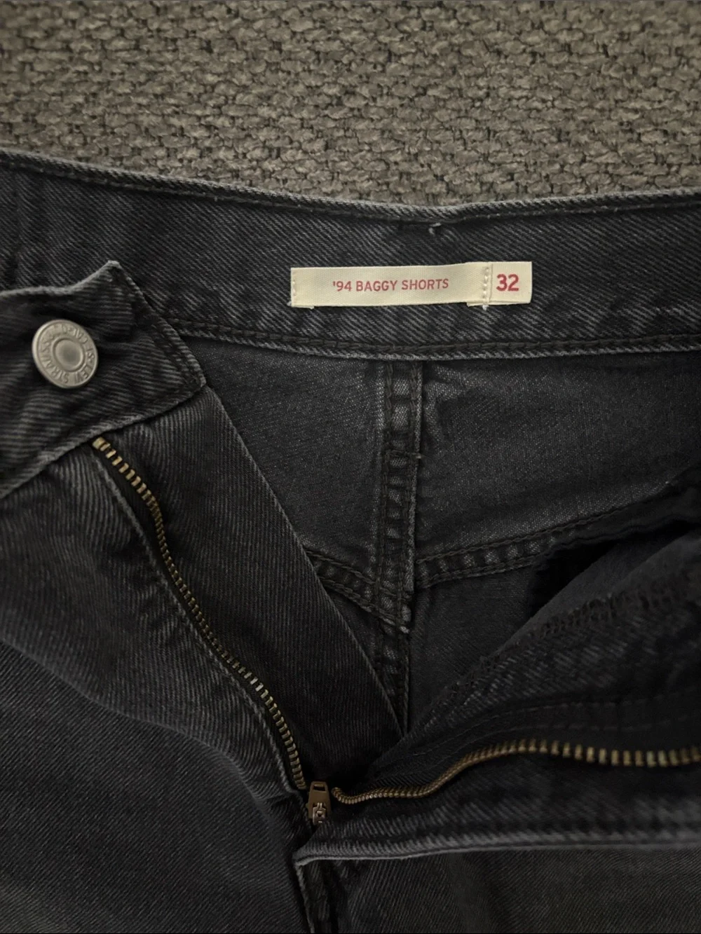 Levi's Black 94 Baggy Mid-Rise Denim Shorts